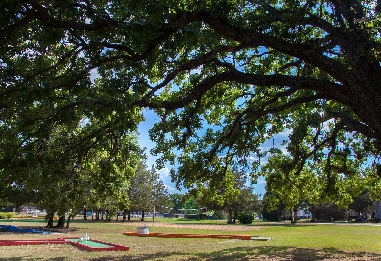 Lake Texoma Camping Resort Cabin 8 Willow Spring 외부 사진