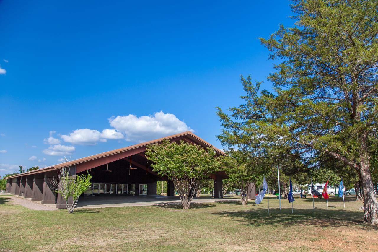 Lake Texoma Camping Resort Cabin 8 Willow Spring 외부 사진